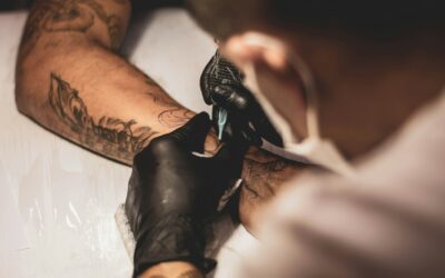 Cursos de Tatuajes Presenciales: Domina el Arte del Tatuaje con Agujas Reales y Experiencias Inolvidables