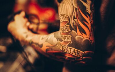 Errores al calcar diseños y cómo evitarlos: Guía para tatuadores en formación