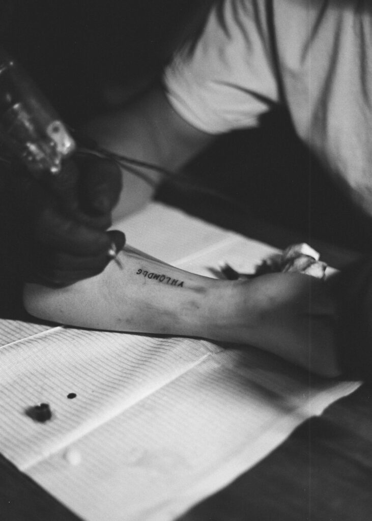 ¿Es Obligatorio el Curso Higiénico-Sanitario para Tatuar?